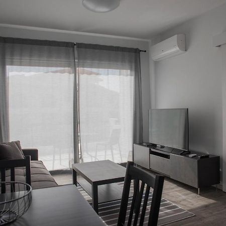 One Bedroom Apartment In Paphos In Good Location Eksteriør billede