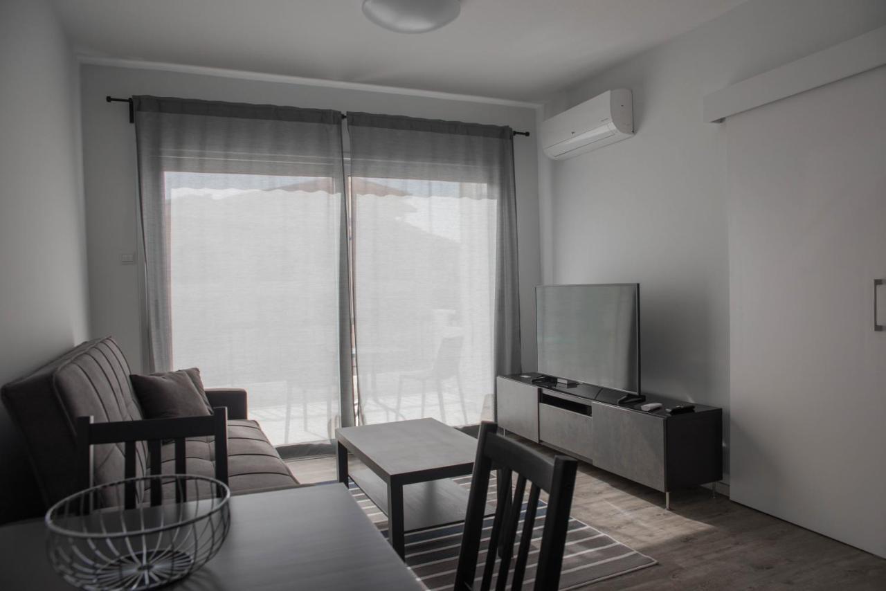 One Bedroom Apartment In Paphos In Good Location Eksteriør billede