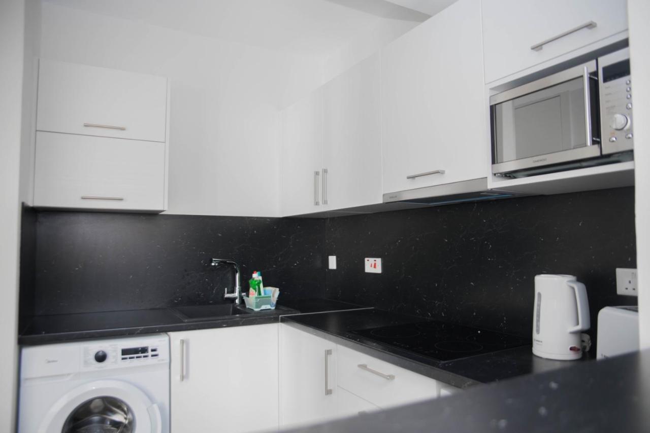 One Bedroom Apartment In Paphos In Good Location Eksteriør billede